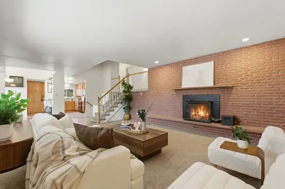 Home staged by StagingEstate at 1564 E Easter Cir