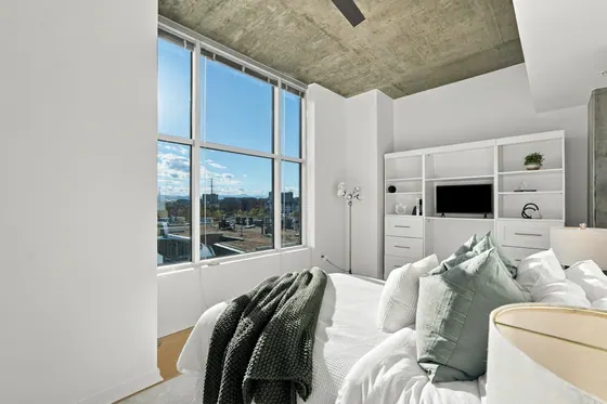 Home staged by StagingEstate at 1700 Bassett St #516