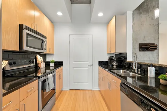 Home staged by StagingEstate at 1700 Bassett St #516