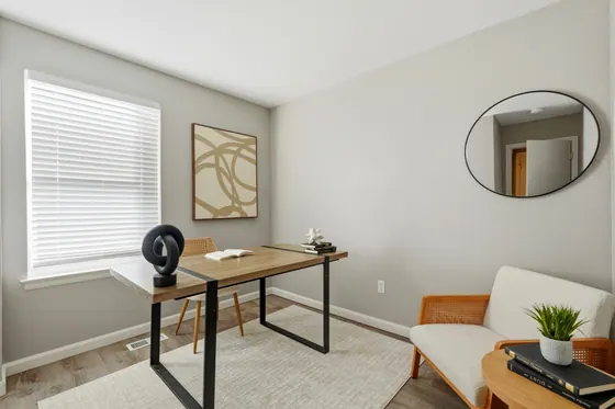 Home staged by StagingEstate at 2785 Quarterland St