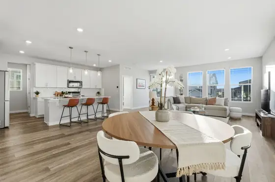 Home staged by StagingEstate at 6351 Stable view
